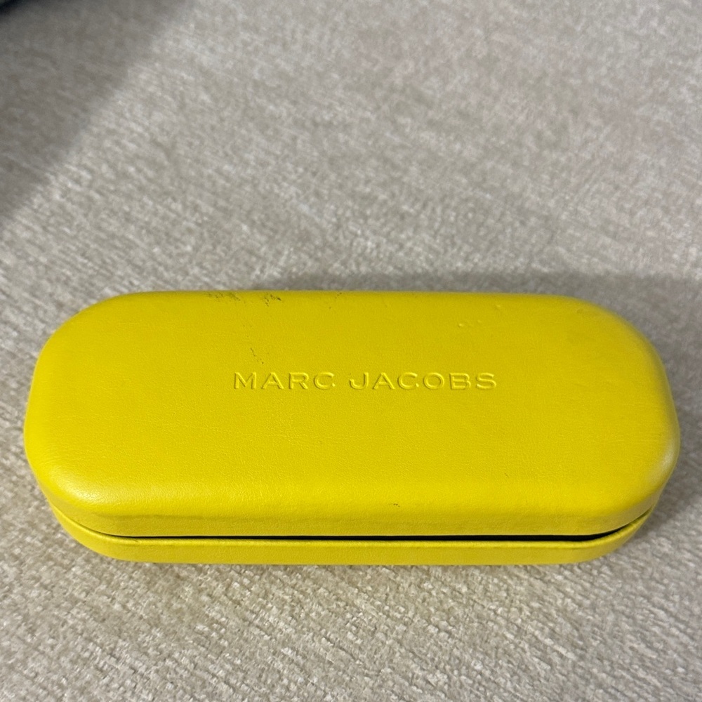Marc Jacobs Black Sunglasses with Yellow Case - Picture 2 of 3